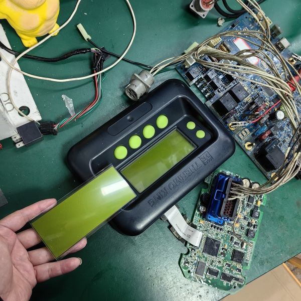 SR2,SR3 display screen CA-8452372 Green Display Type LCD Screen for SR2,SR3 HMIs