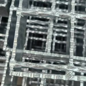 China Bright Flat Bar Industrial Steel Floor Decking Grating YB/T4001.1-2007 Standard Since 1990 on sale