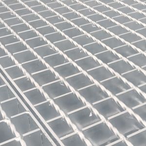 Cheap Heavy Duty Galvanized Trench Cover Steel Grating 50mm Loading Bar Depth for sale
