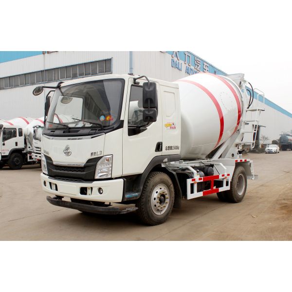 Quality Mixer Truck Concrete Liuqi 4×2 With 6 Tires Small Cement Mixer 4 Cubic Tanker Capacity 160hp wholesale