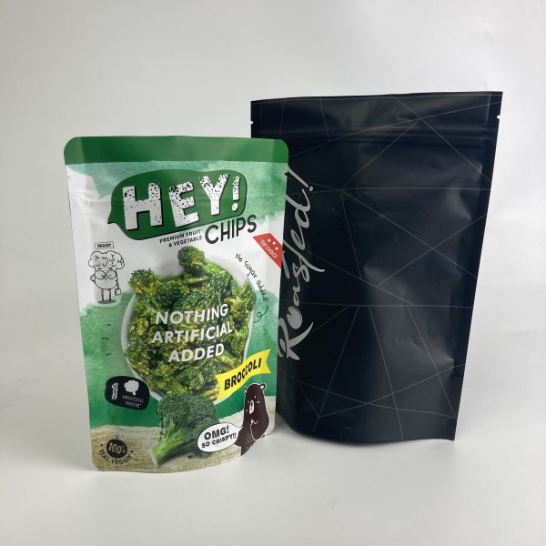 Quality Custom Printed Stand Up Zipper Bags with Aluminum Foil for Fruit Chips Matt Finish Resealable Stand Up Pouches for Snack wholesale