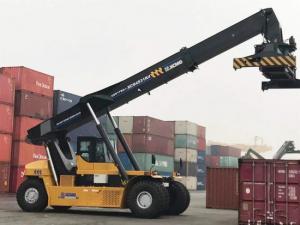 China 20-40 Foot International Container Reach Stacker 3000mm Lifting Height on sale