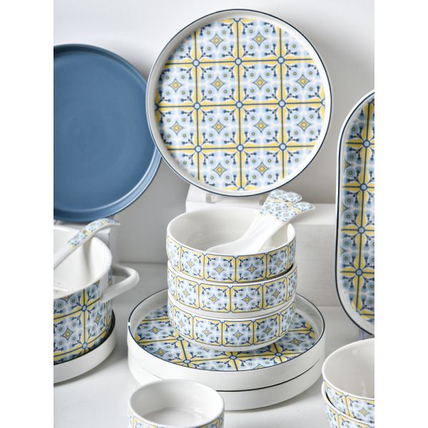 Sustainable Original Design Bohemian Art Style Ceramic Plate For Home Hotel And Party