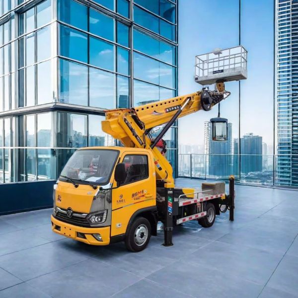 china Foton 4*2 Aerial Work Truck 24 Meter Folding Arm 115HP Customized