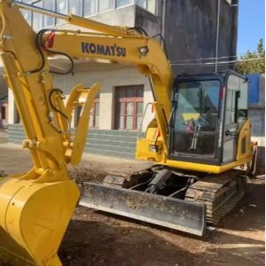 Used Crawler Excavator Multi Function Japan Komatsu 70 7 Tons Digger Excellent