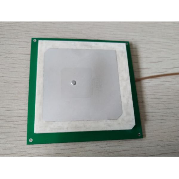Quality Internal Active Ceramic Patch Antenna Circular Polarization With Ipex Connector wholesale