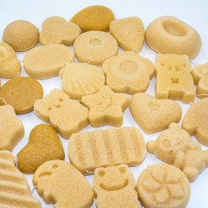 ODM Different Shaped Charcoal Baby Bath Sponge For Sensitive Skin