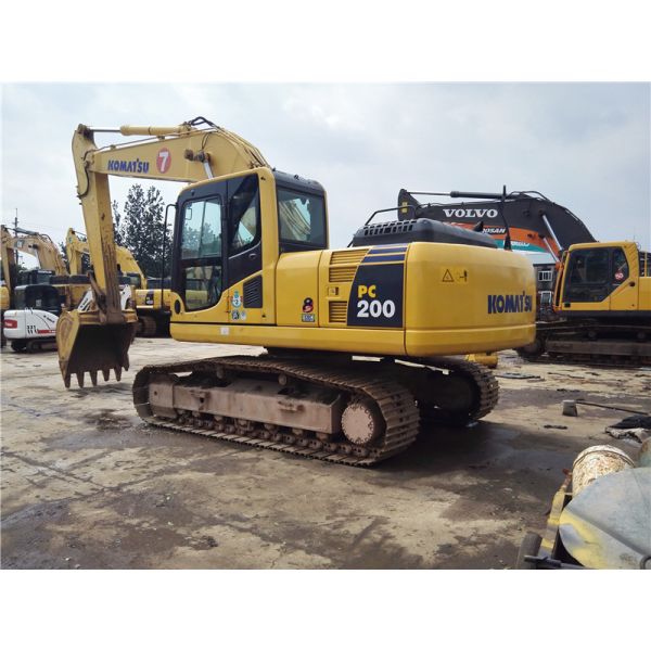 Quality 2013 Year Second Hand Komatsu Excavator PC200-8 1.0cbm Bucket 3260 Work Hours wholesale