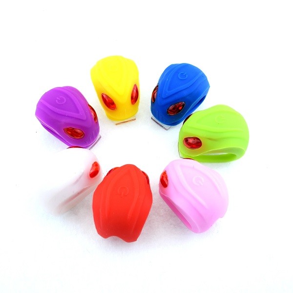 Quality 1-4.5 Lumen Bicycle Front Lamp Headlight Outdoor Rechargeable wholesale