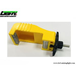 China MCB 8.6mm Keyhole Nylon PA Circuit Breaker Lockout on sale