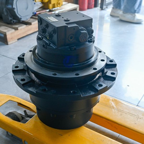 Quality Hitachi ZX70 Small Excavator Travel Assembly , Final Drive , Crawler Motor Part Number  9224123 9272927 wholesale