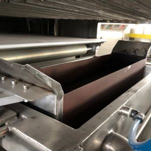 Pocky Biscuit Chocolate Coating Machine 1300kg/h With Nuts Decoration Air