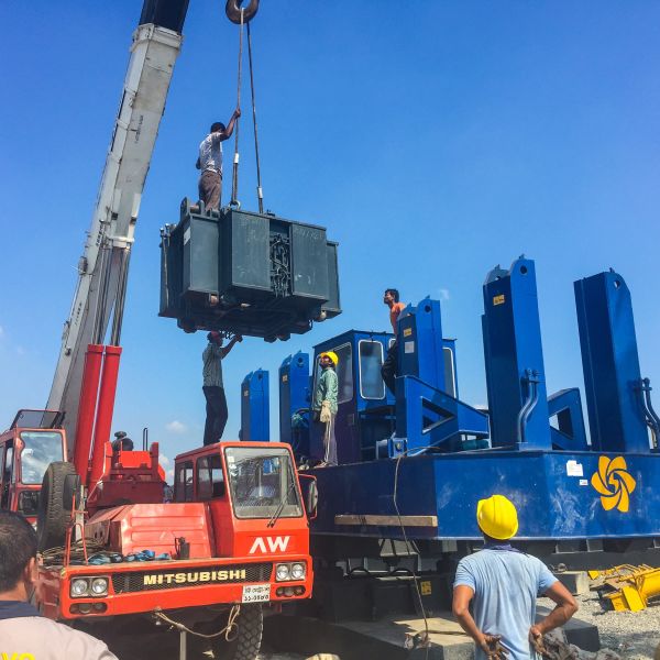 Quality 320tf 60kw 6.8m/Min Hydraulic Static Pile Driver wholesale