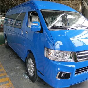 High Speed electric mini bus High Roof New Haice Van range up to 260Km