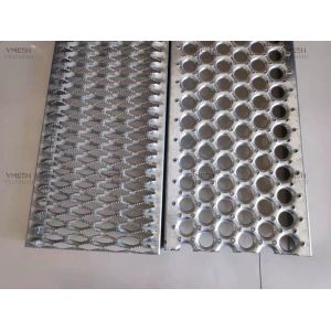 Round Hole Walkway Grip Span Safety Grating 450mm Wear Resistance