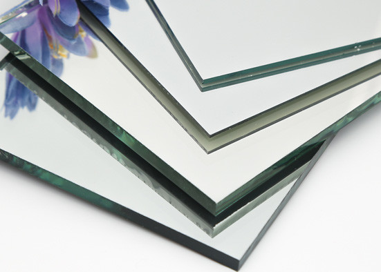 Quality Home Decorative Silver Mirror Sheet Size Customized With Good Erosion Resistant wholesale