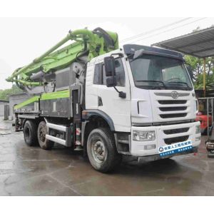 2021 Zoomlion 40m Concrete Pump Truck with FAW Chassis