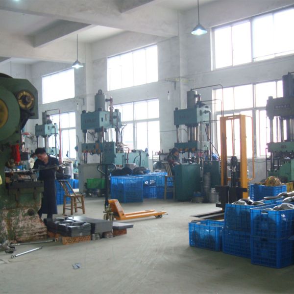 VH44 Universal 7"Single Power Brake Booster