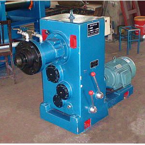 XJ-115 Silicone Rubber Cold Feed Rubber Extruder Machine / Microwave Curing Oven