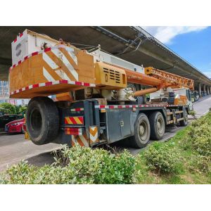 Excellent Working Condition 2014 Zoomlion QY25V5 Used Crane with 25t Hook Main