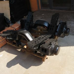 Auman original balancing shaft assembly 1325129581009