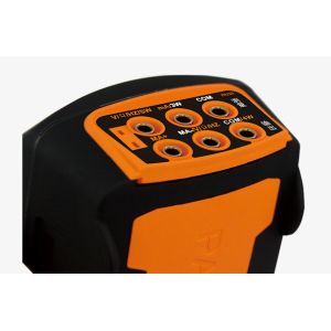 Portable Pressure & Temperature 2-in-1 Calibrator