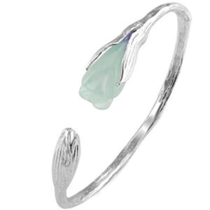 China Handcraft Sterling Silver Cuff Bracelet with Sculpted Natural Jade Gardenias Silver Bangle (B6032401GREEN) on sale