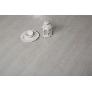 China Fire Resistance PVC Vinyl Plank Flooring Click System PVC Vinyl Flooring In Floor Decoration on sale