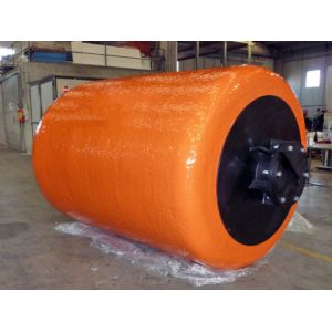 Cylindrical Yokohama Floating Foam Filled Fender EVA Solid Material SPUA Coating