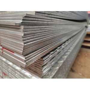 ISO9001 Certified DX51D Galvanized Pattern Steel Plate 5.75*1250mm Z41-Z60