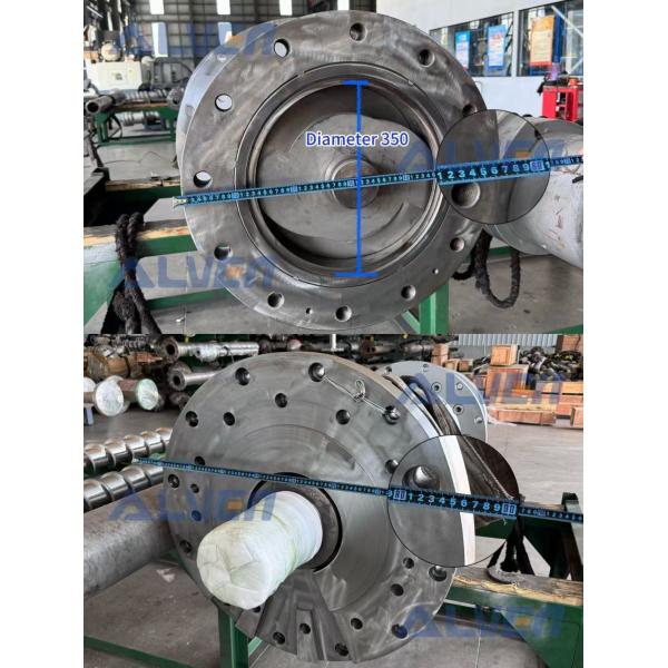 High Efficiency Durable Extruder Screw Barrel With 0.5-0.8mm Nitrided Layer