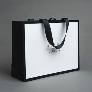 Cheap Luxury Custom Paper Packaging Shopping Bag With Logo for sale