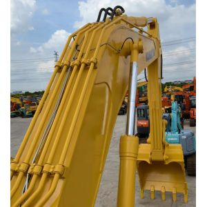 Shanghai Used Excavator Komatsu PC400-8 with 270kw Power Year 2016 Less Working
