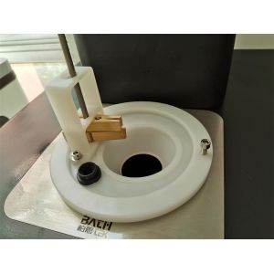 0.001C Resolution Blackbody Radiation Source Calibrator for Thermometer