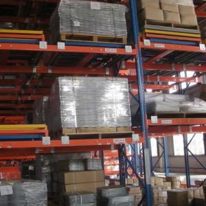 500-5000kg Weight Capacity Push Back Warehouse Racking For Heavy Duty Inventory
