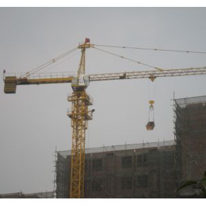 25 Ton Self Building Tower Crane With Chassis Mobile
