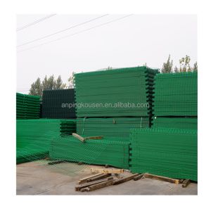 Garden Fence/Mesh Wire Fencing Fence Panels with and 1.5 or 2.0mm Post Wall