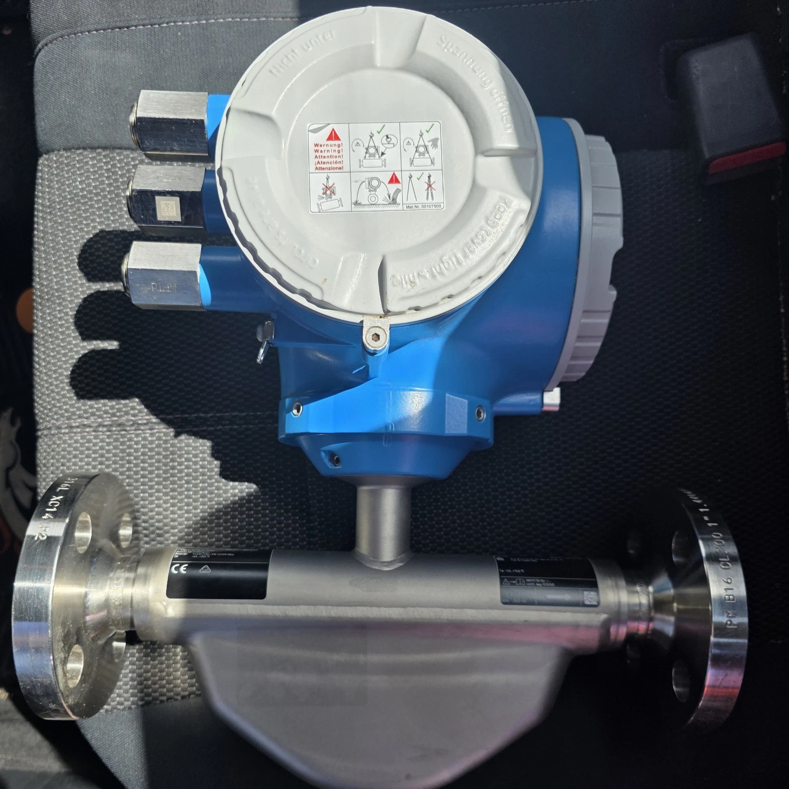 Liquids Gases Measuring Flowmeter E+H Proline Promass E 300 Endress Hauser