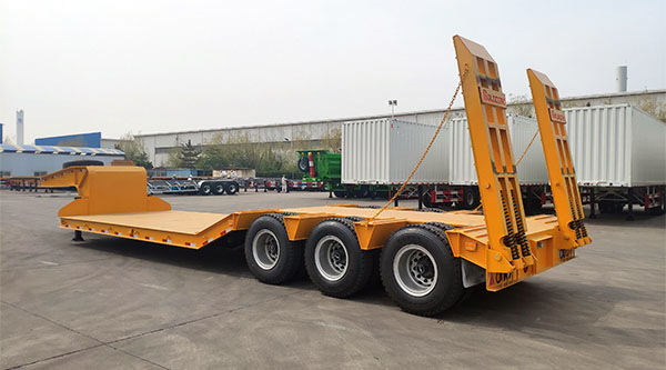 CIMC Ultra Wide 3 Axle Low Bed Semi Trailer