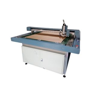 Flatbed Garment Cutter for PET Acrylic Rubber Milling in Paper Boxes Cutting
