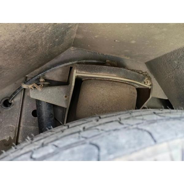 Used Shuttle Vans Golden Dragon Used Commercial Bus XML6857 Yuchai YC6J 34seats 2017