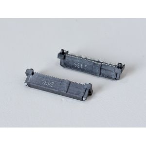 SAS4/PCIe 68-Pin SMT Female Electronic Signal Connector, 30U" Gold Terminal PCB