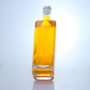 750ml Custom Shape Glass Spirits Bottle for Brandy Vodka Whisky Cork Top in