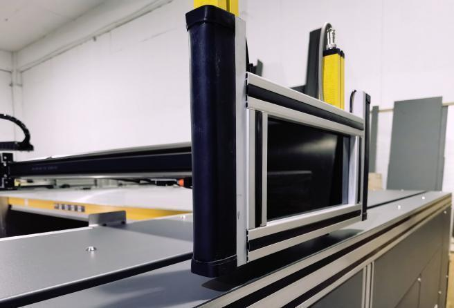 High Accurate CNC Gluer Water Based CNC Gluing Machine With 2 Workstations