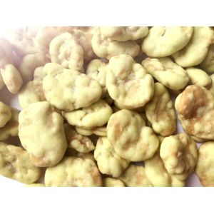China Corn Starch / Palm Oil Crispy Fried Spicy Fava Beans Snack NON - GMO on sale