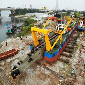 Cheap Customized Hydraulic Winch Cutter Suction Sand Dredger and High Capacity for Dredging for sale
