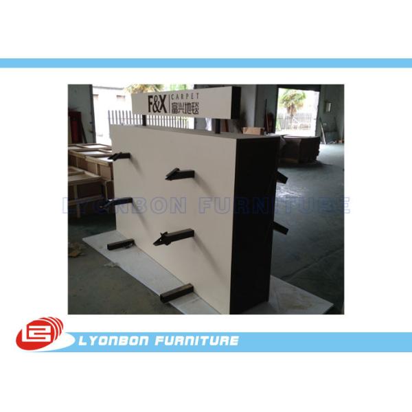 Quality Market Metal Hanger Wooden Display Racks Customized For Carpet Present wholesale