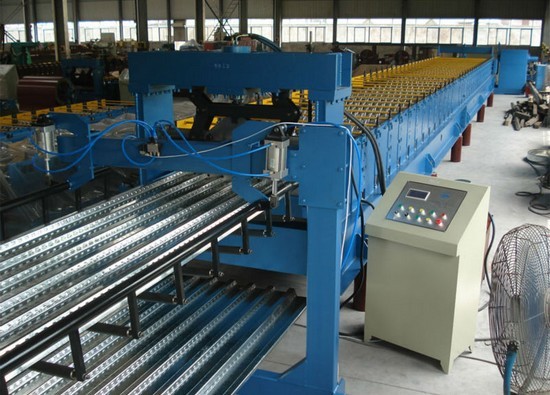 0.7-1.5 Thickness Steel Roof Floor Deck Steel Roll Forming Machine For