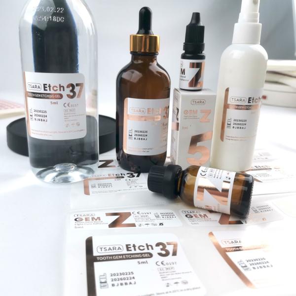 Gold Foil Vinyl Stickers Waterproof Custom Transparent Vinyl Labels For Packaging