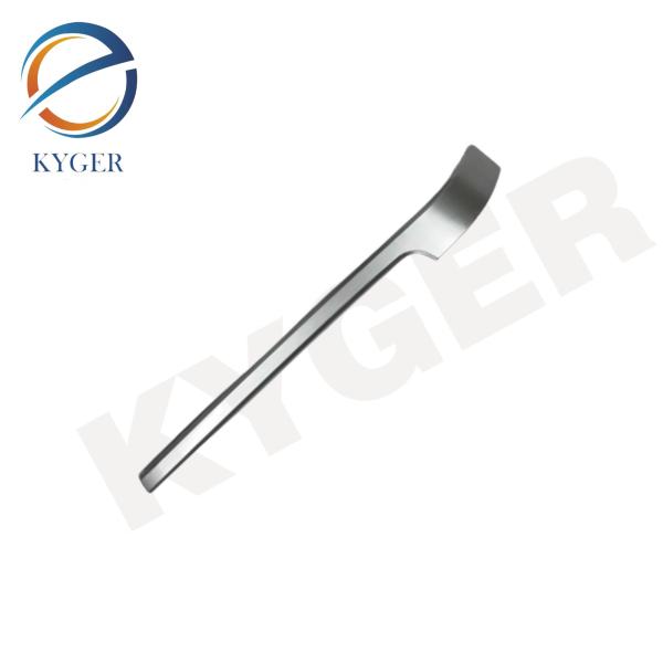 Quality KYGER High Quality Exterior Accessories Rear Silver Rear Bumper Moulding LR087227 For Land Rover Range Rover L405 2013- wholesale